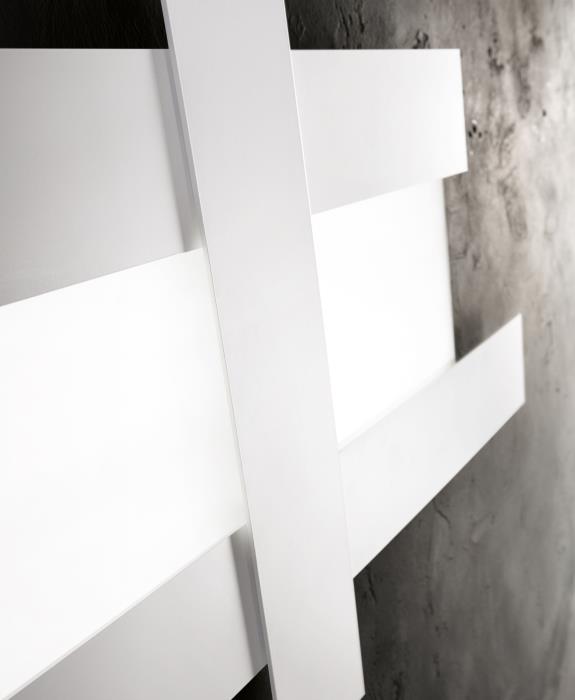 Plafoniera moderna a Led a croce asimmetrica in alluminio bianco - Doha