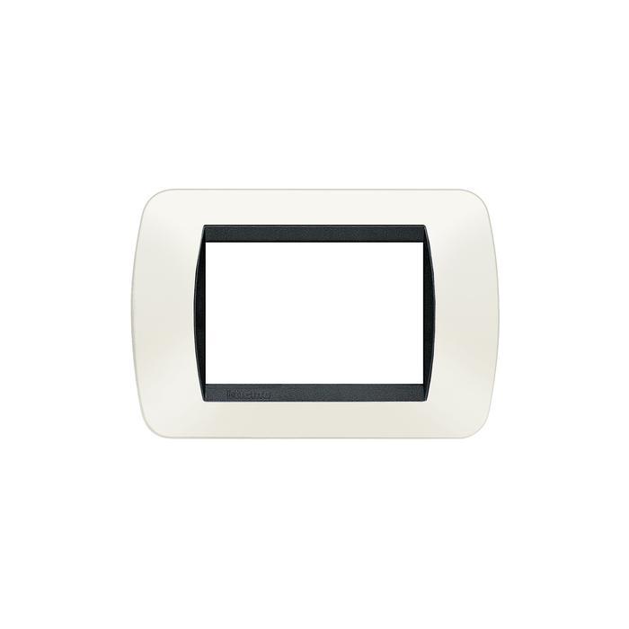 Placca Bticino Living 3 moduli colore bianco