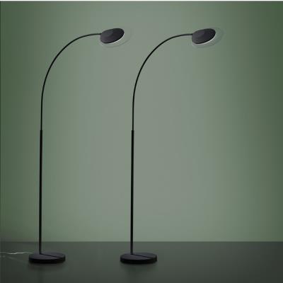 Lampada da terra led Arch nera